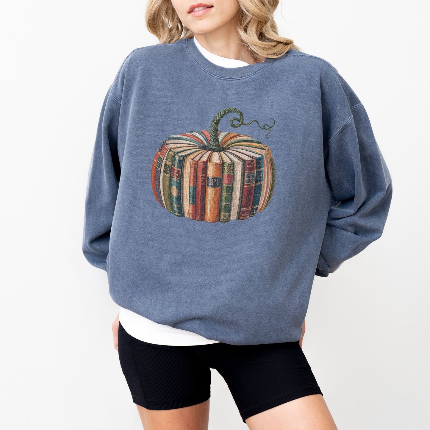 Book Pumpkin Sweatshirt – Cozy Fall Comfort Colors® Crewneck for Book Lovers