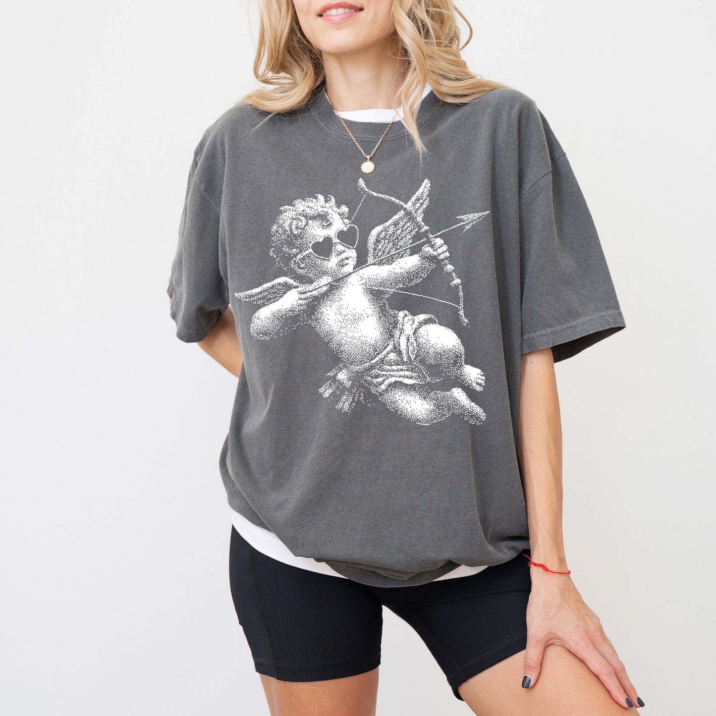 Vintage Cherub Angel Oversized T-Shirt - Cupid Graphic Tee | Aesthetic Valentine's Day Apparel