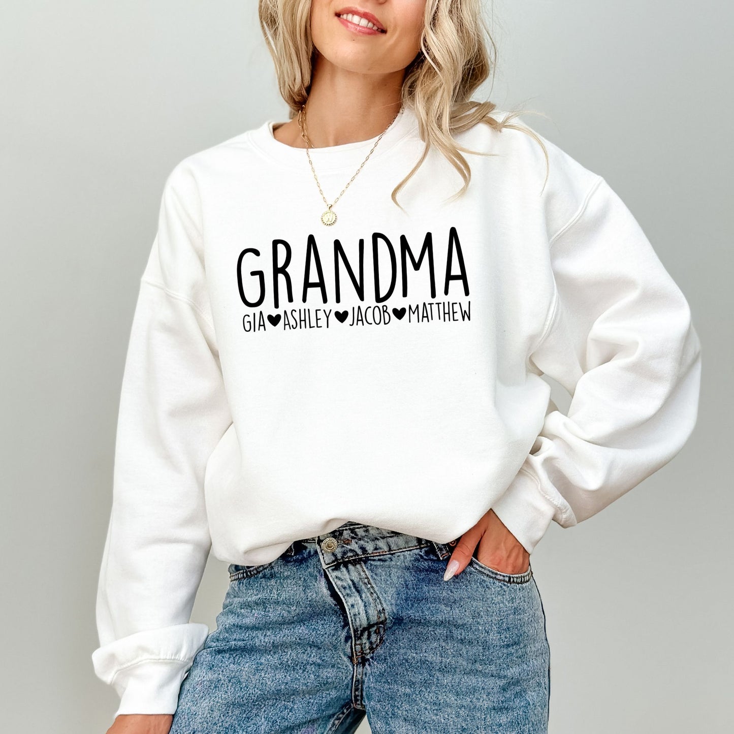 Custom Grandma Sweatshirt – Personalized Grandkids Name Crewneck Gift for Nana or Mimi
