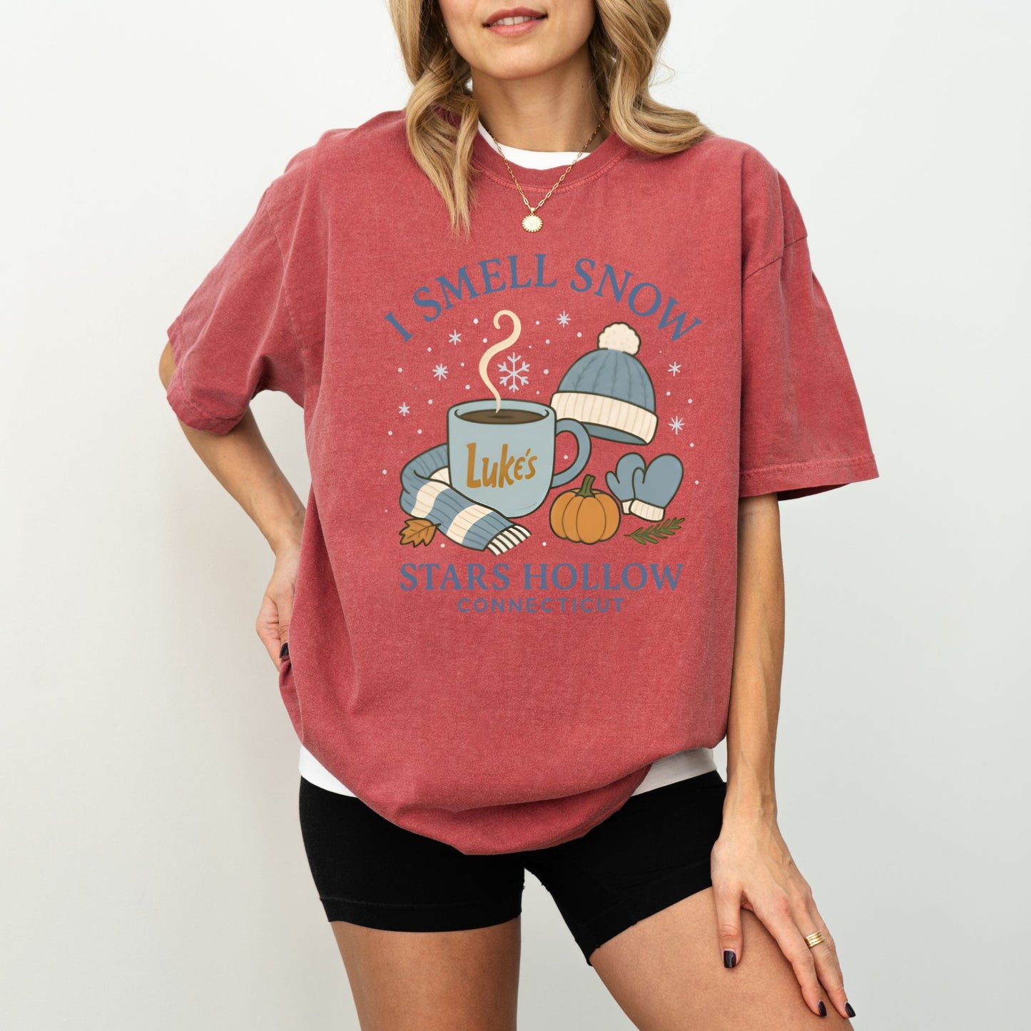 Comfort Colors® I Smell Snow Stars Hollow Graphic Tee – Cozy Winter T-Shirt