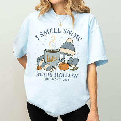 Comfort Colors® I Smell Snow Stars Hollow Graphic Tee – Cozy Winter T-Shirt