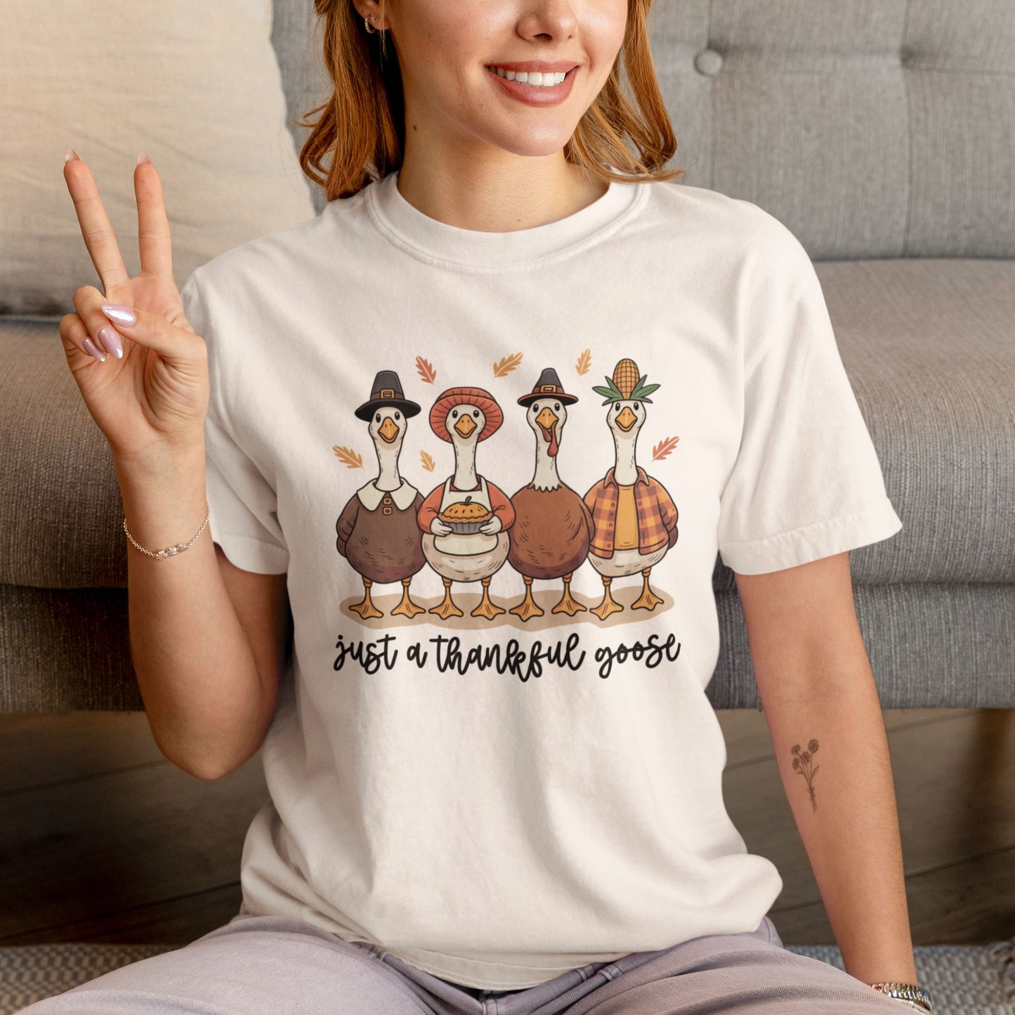 Just a Thankful Goose T-Shirt – Comfort Colors® Funny Thanksgiving Tee