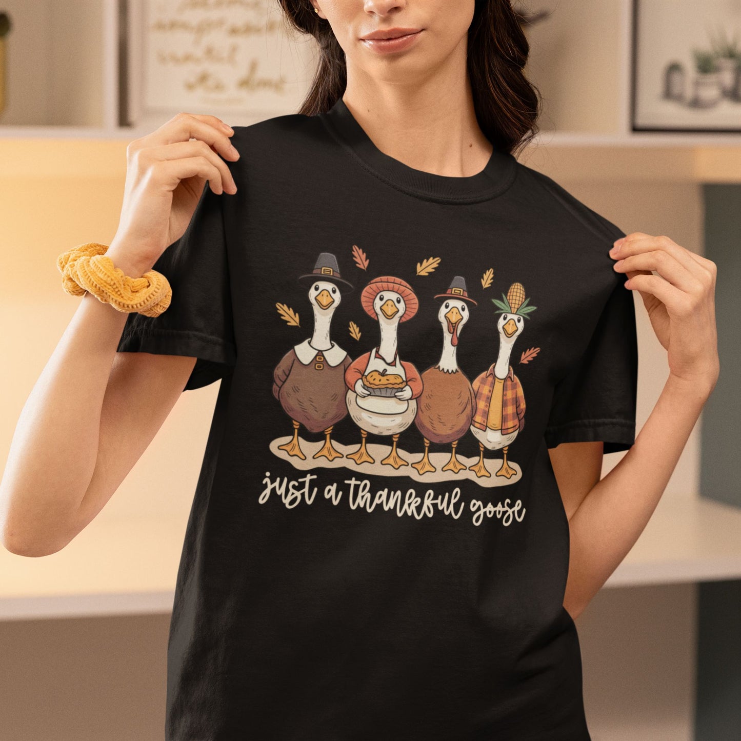 Just a Thankful Goose T-Shirt – Comfort Colors® Funny Thanksgiving Tee
