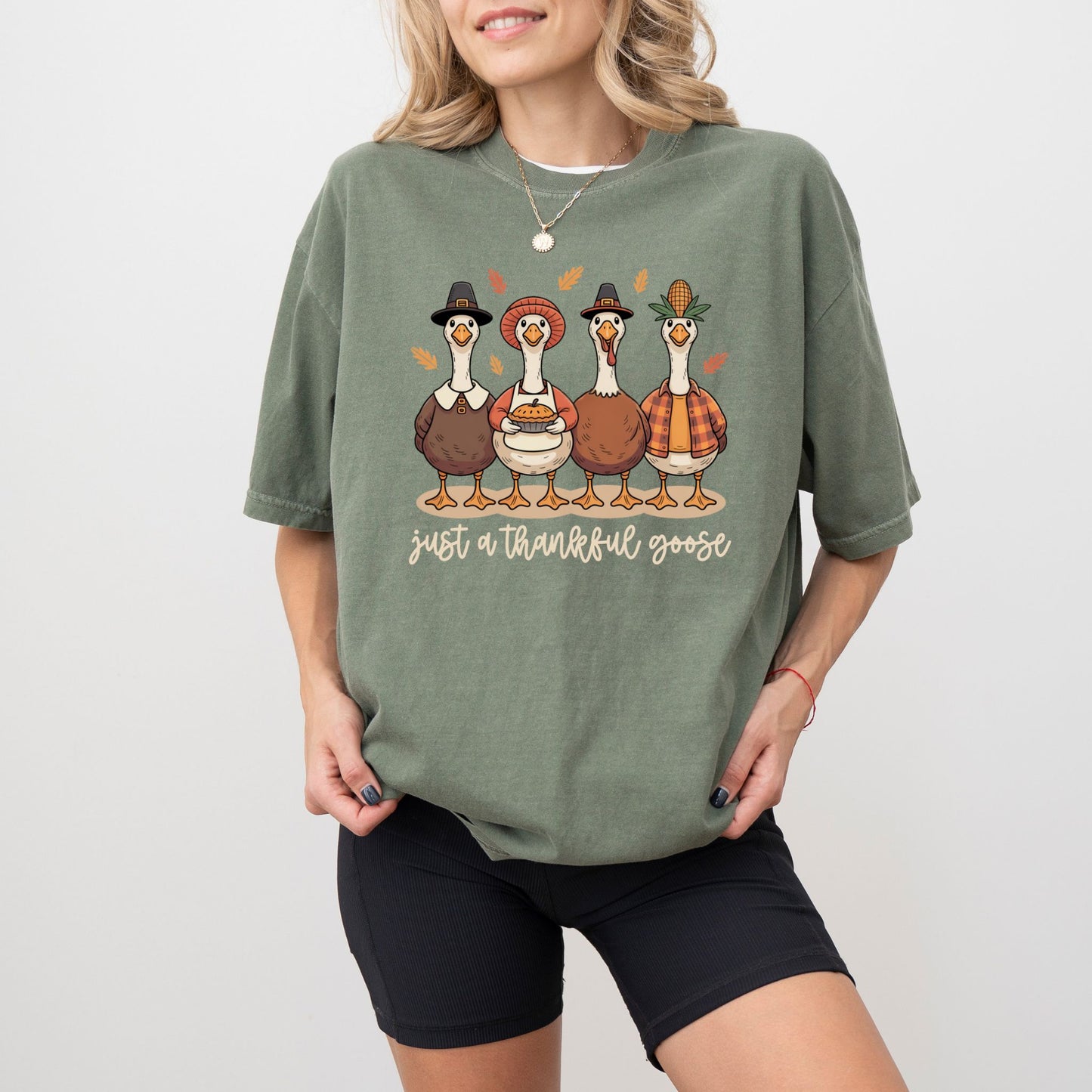 Just a Thankful Goose T-Shirt – Comfort Colors® Funny Thanksgiving Tee