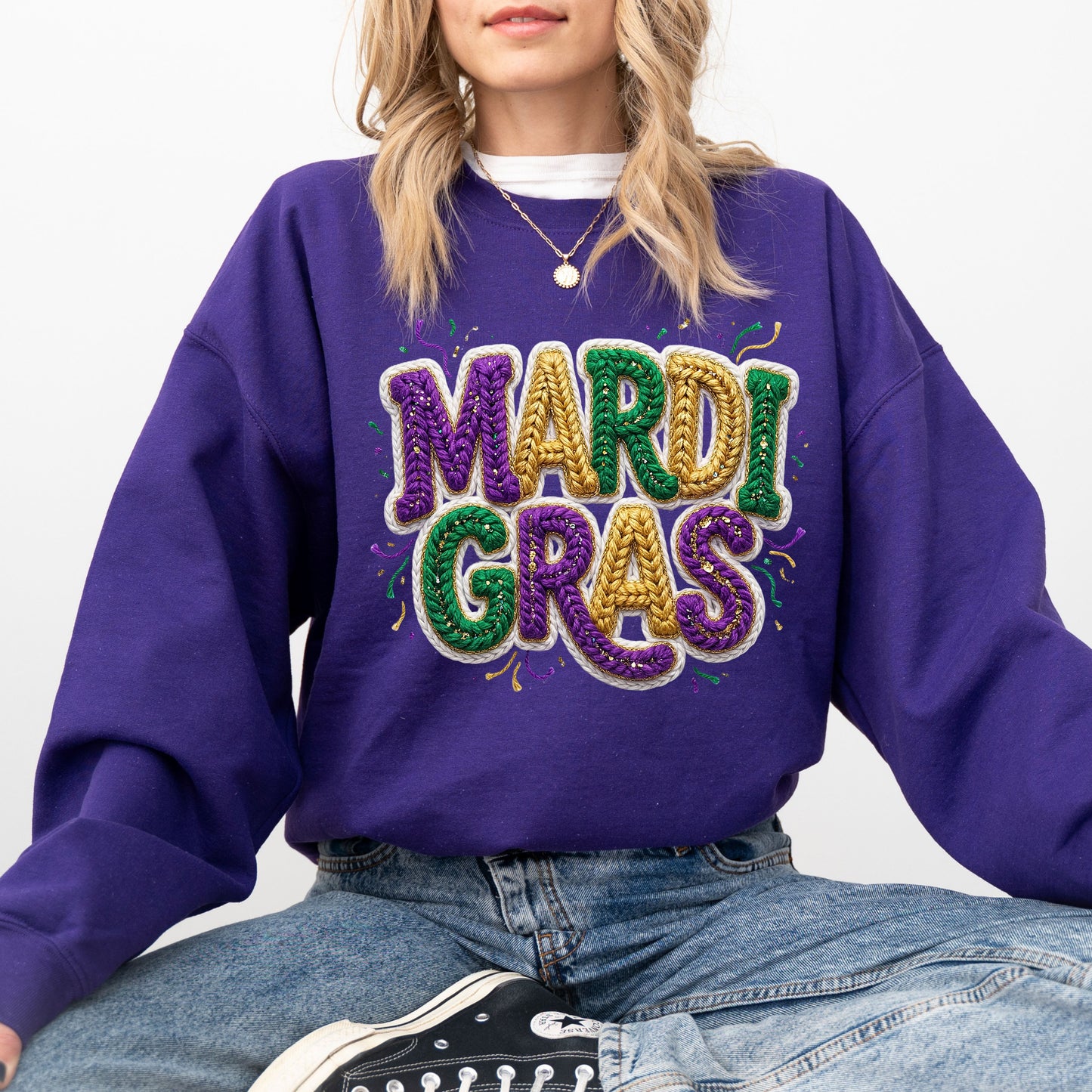Faux Yarn Mardi Gras Sweatshirt, Knitted Look Purple Green Gold Graphic Crewneck, Mardi Gras Parade Top