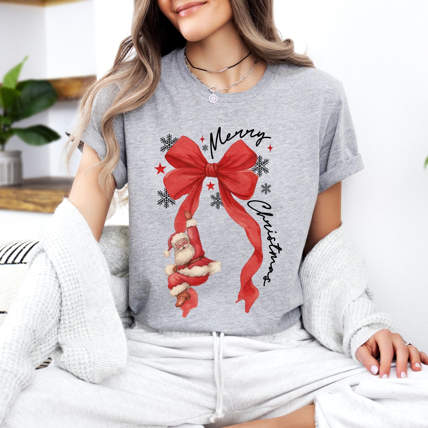 Santa Bow Merry Christmas Tee – Cozy Holiday T-Shirt