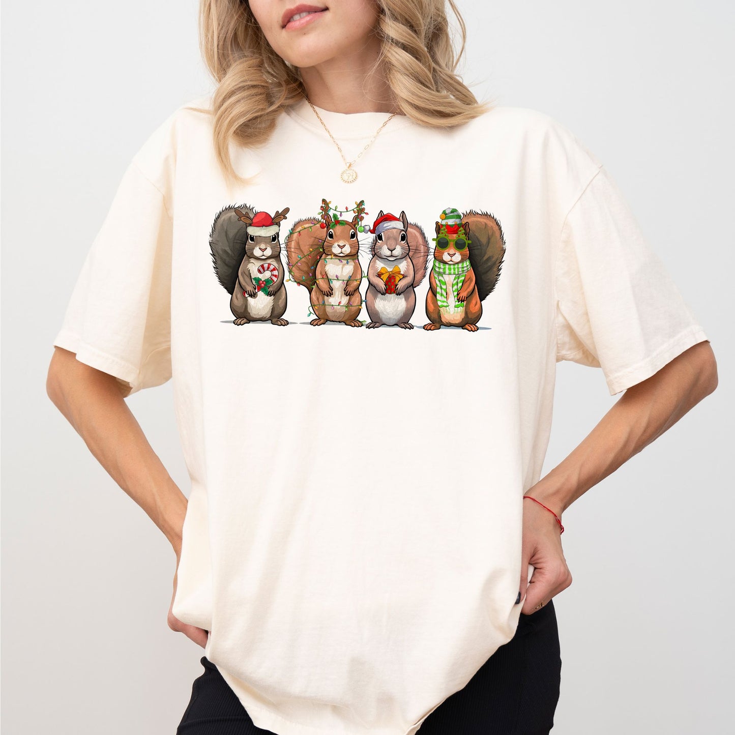 Christmas Squirrel Shirt — Funny Holiday Animal Tee, Cozy Winter Graphic T-Shirt