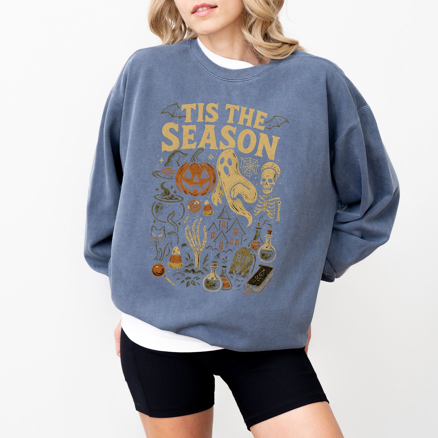 Tis The Season Halloween Sweatshirt – Cozy Fall Ghost Pumpkin Skeleton Crewneck